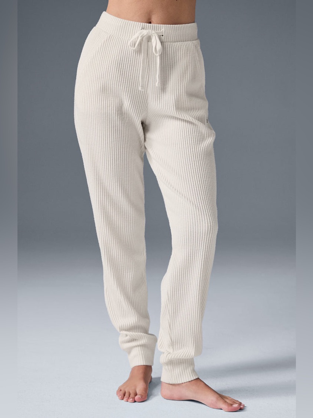 ALO Muse Sweatpants NWT Ivory Size XS
